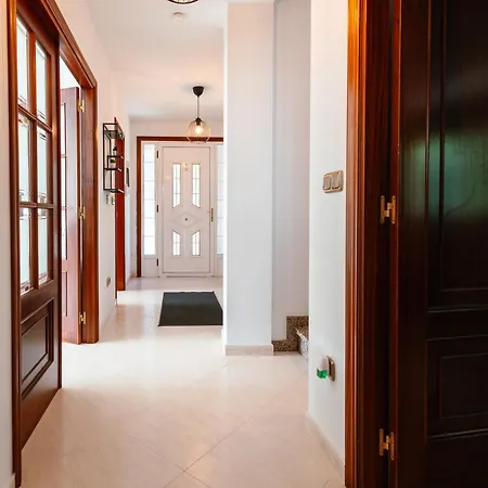 Hébergement de vacances Casa Bella Lalin- 4 Double Bedroom Galician Country Home! Lalín