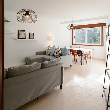 Hébergement de vacances Casa Bella Lalin- 4 Double Bedroom Galician Country Home!