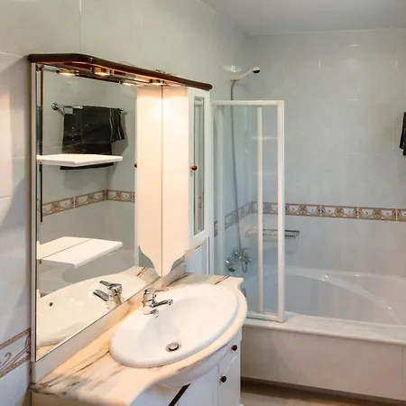 Casa Bella Lalin- 4 Double Bedroom Galician Country Home! Сasa de vacaciones *