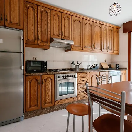 Сasa de vacaciones Casa Bella Lalin- 4 Double Bedroom Galician Country Home!