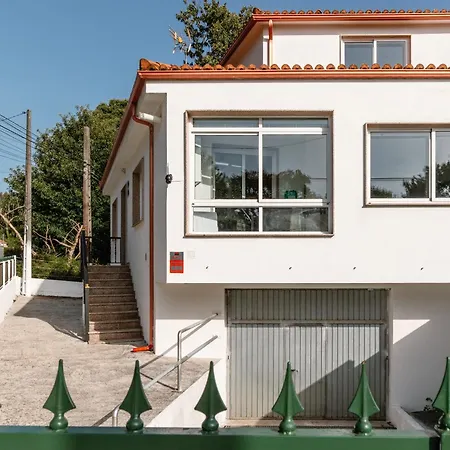 Casa Bella Lalin- 4 Double Bedroom Galician Country Home! Holiday home *